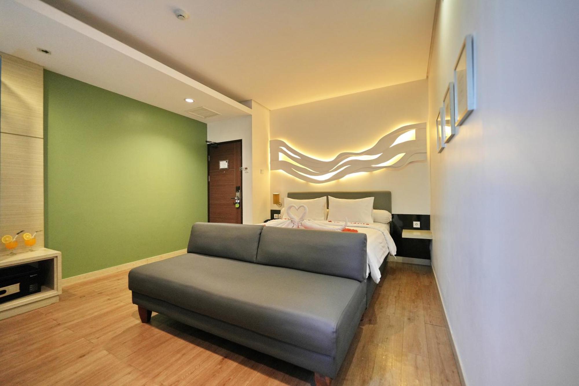 Bonnet Hotel Surabaya Ngoại thất bức ảnh