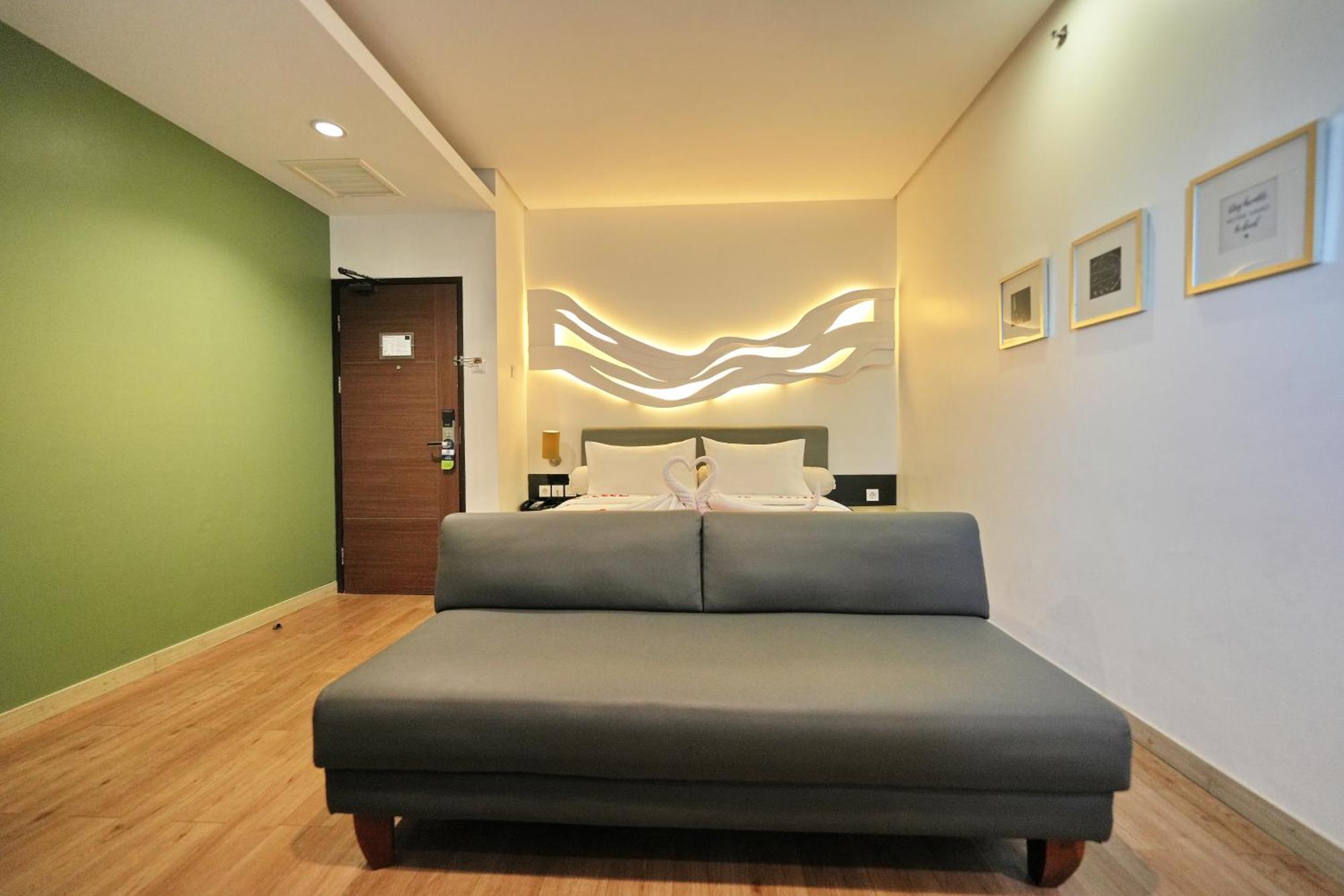 Bonnet Hotel Surabaya Ngoại thất bức ảnh