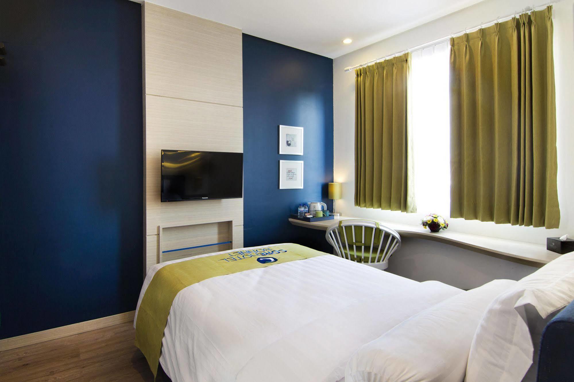 Bonnet Hotel Surabaya Ngoại thất bức ảnh